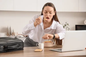 Cover articol 5 idei pentru un mic dejun servit rapid