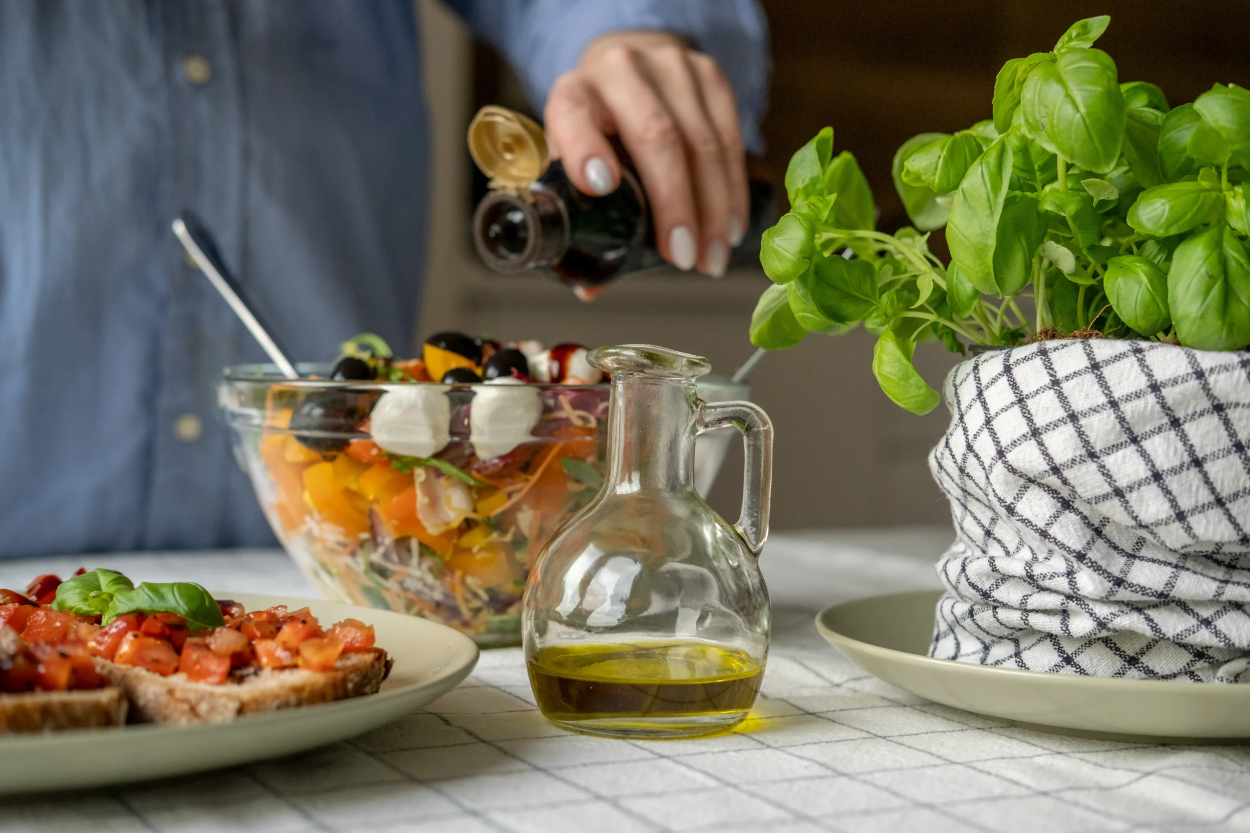 Cover articol Rețete inovatoare de dressing cu oțet pentru salate fresh