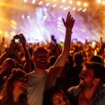 Top produse cu vânzare rapidă la concerte și festivaluri: ce preferă participanții?